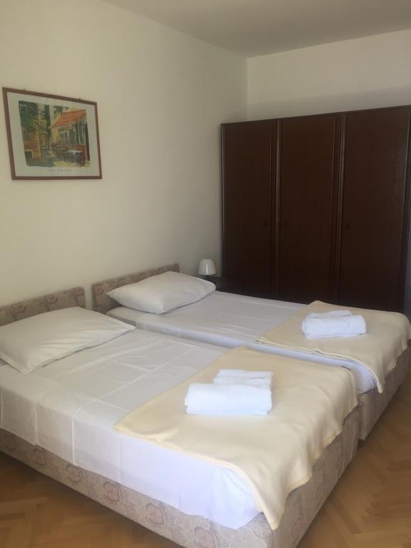 Studio Apartmani Topic Omiš Εξωτερικό φωτογραφία